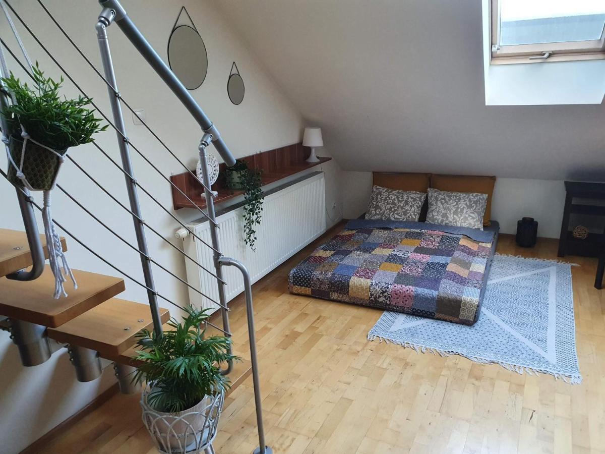 Happynest In Old Town Krakow Exterior photo